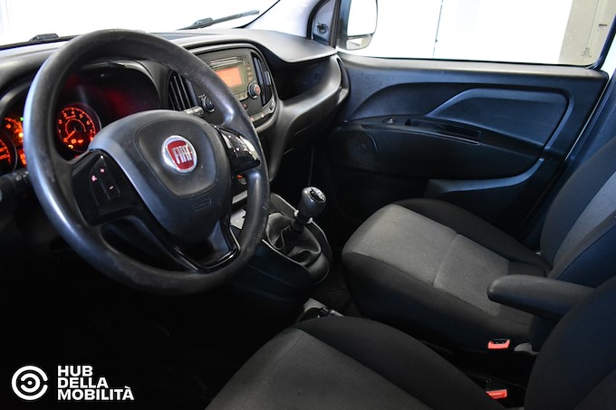 FIAT Doblò 1.4 T-Jet Natural Power PL-TN Cargo Maxi Lamierato SX